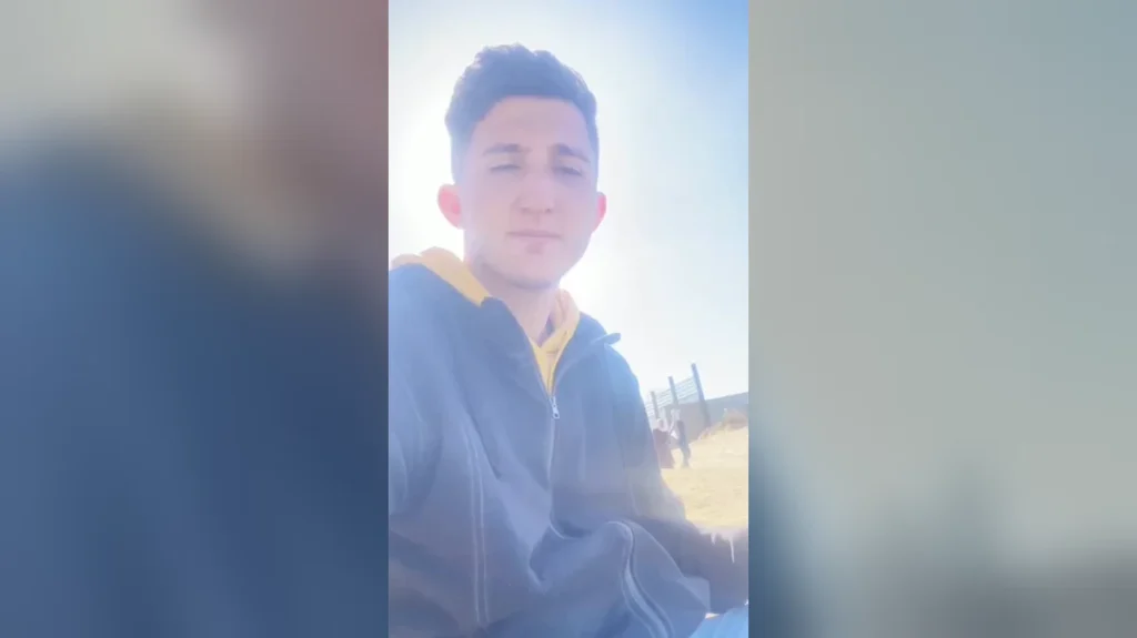 Yaser Al Rayyes dans le clip fondateur de Pont de Mer Humanitaire, près de Gaza