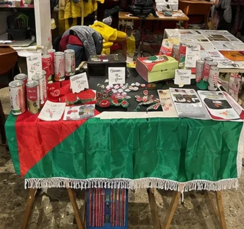 Community solidarity stall